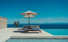 Sampatiki Suites & Spa - Luxury Seaview Suites - Opened 2024